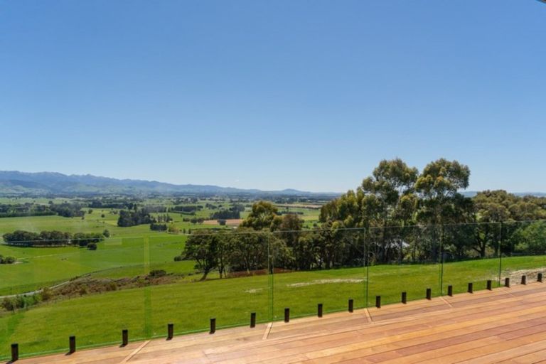 Photo of property in 4 Airstrip Ridge Road, Parkvale, Carterton, 5792