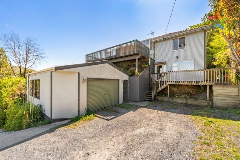 Photo of property in 25 Thomas Street, Stokes Valley, Lower Hutt, 5019