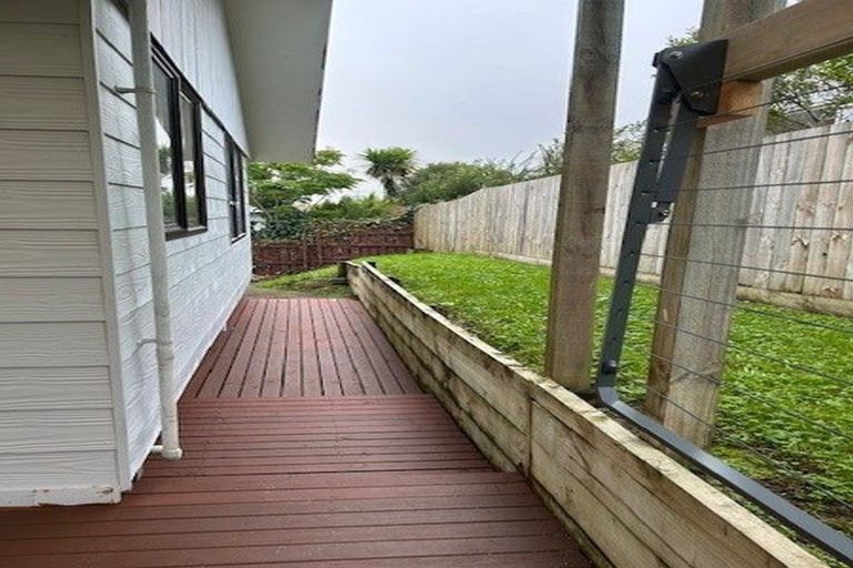 Photo of property in 14a Newington Road, Henderson, Auckland, 0612