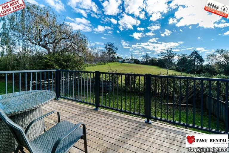 Photo of property in 220a Archers Road, Glenfield, Auckland, 0627