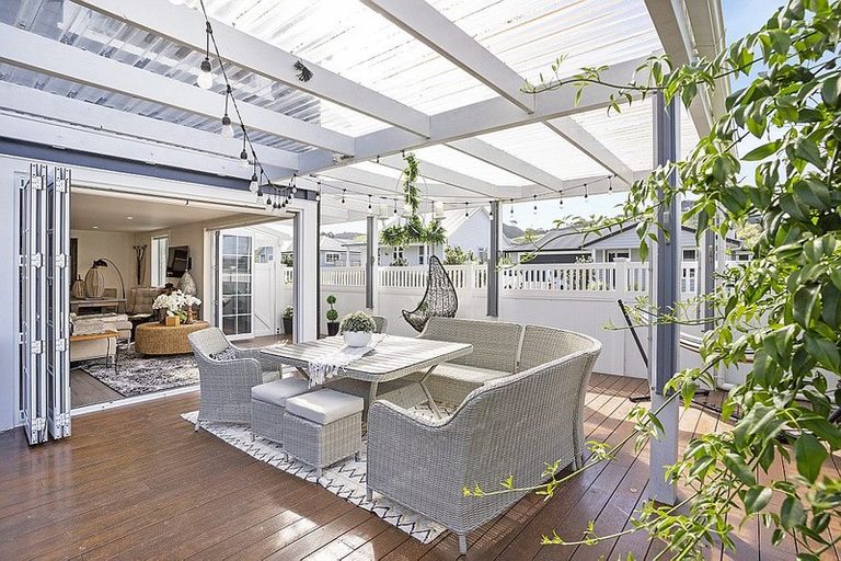 Photo of property in 43 Ocean Breeze Drive, Waihi Beach, 3611