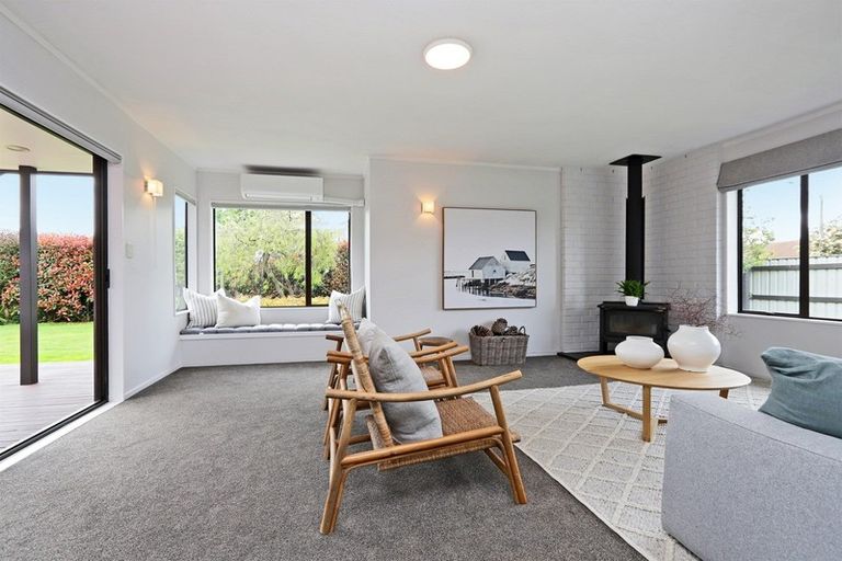 Photo of property in 2 Alley Place, Taradale, Napier, 4112