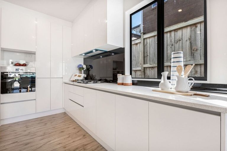 Photo of property in 26 Tir Conaill Avenue, Flat Bush, Auckland, 2019