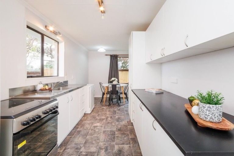 Photo of property in 60b Rhodes Drive, Kelvin Grove, Palmerston North, 4414