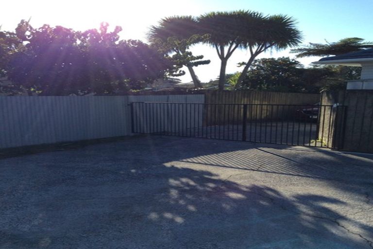Photo of property in 2/170 Ennis Avenue, Pakuranga Heights, Auckland, 2010