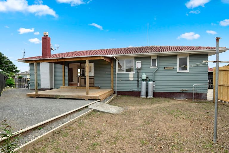 Photo of property in 65 Wordsworth Road, Manurewa, Auckland, 2102