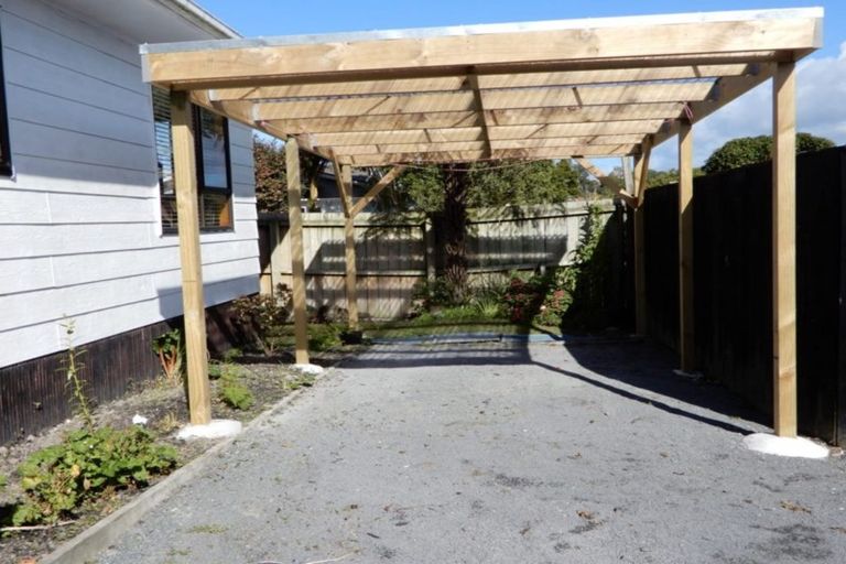 Photo of property in 53a Brandon Road, Glen Eden, Auckland, 0602