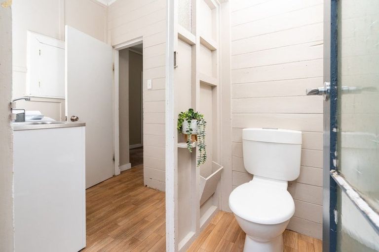 Photo of property in 10 Harper Street, Newtown, Wellington, 6021