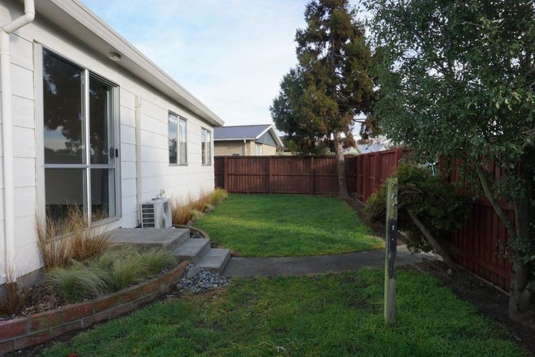Photo of property in 1/1 Pateke Place, Bromley, Christchurch, 8062