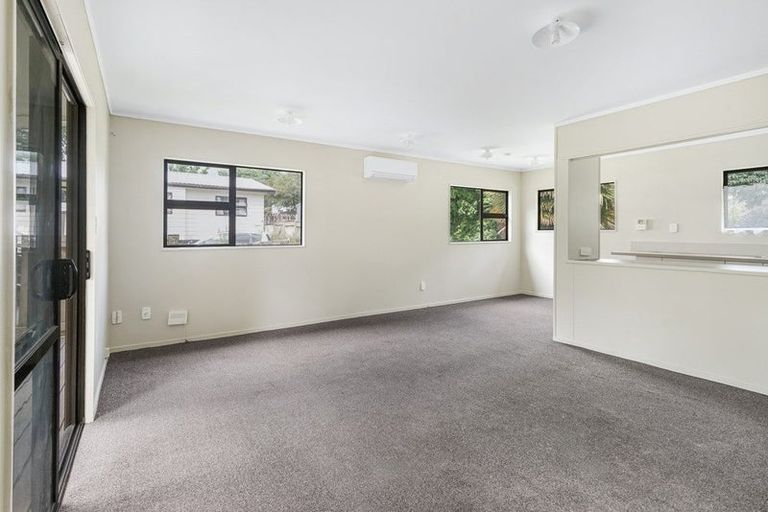 Photo of property in 14 Manor Place, Bader, Hamilton, 3206