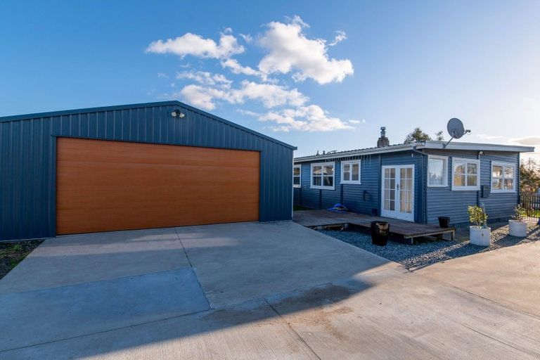 Photo of property in 26 Charles Road, Hannahs Bay, Rotorua, 3010