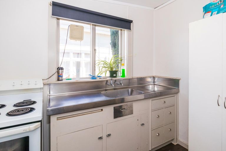 Photo of property in 194 North Street, West End, Timaru, 7910