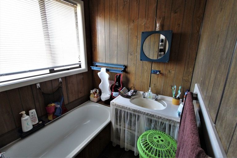 Photo of property in 6 Koreke Place, Tokoroa, 3420