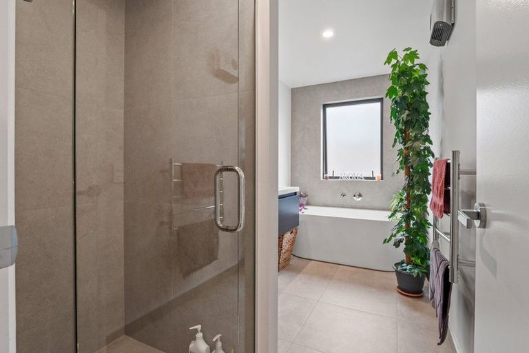 Photo of property in 26 Perendale Road, Jacks Point, 9371