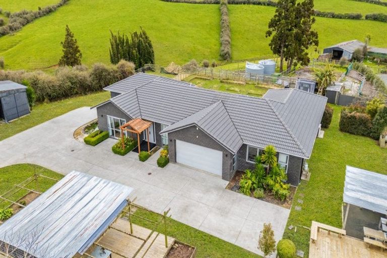 Photo of property in 130 Irwin Road, Kingseat, Pukekohe, 2679
