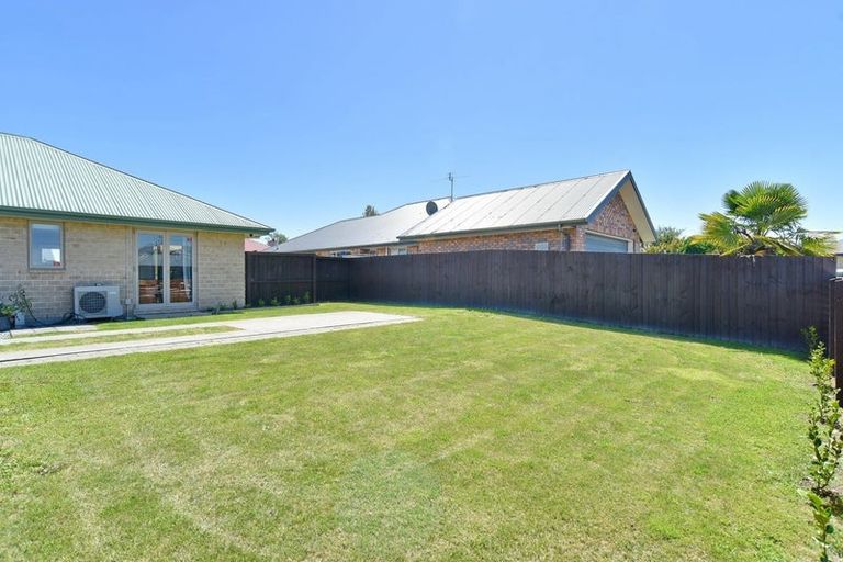 Photo of property in 102 Charles Street, Rangiora, 7400