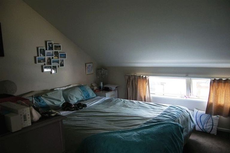 Photo of property in 2/100 Hastings Street West, Sydenham, Christchurch, 8023