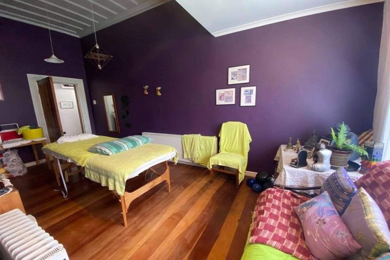 Photo of property in 6 King Edward Street, Eltham, 4322