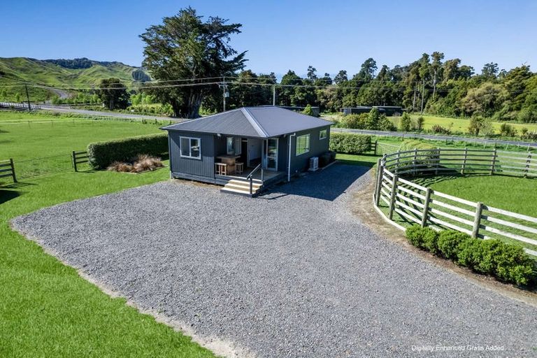 Photo of property in 2080 Elsthorpe Road, Elsthorpe, Havelock North, 4295