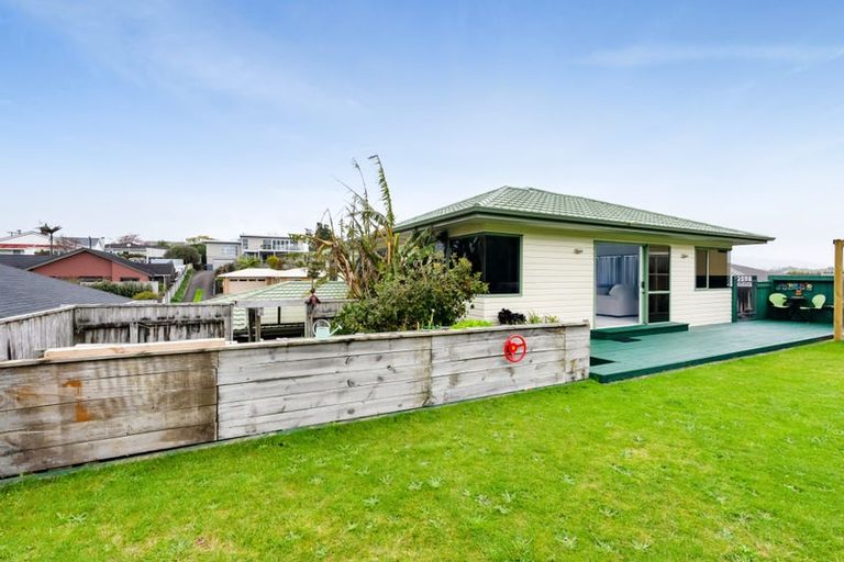 Photo of property in 83 Oranga Street, Westown, New Plymouth, 4310