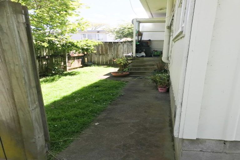 Photo of property in 3/9 Oxford Road, Manurewa, Auckland, 2102