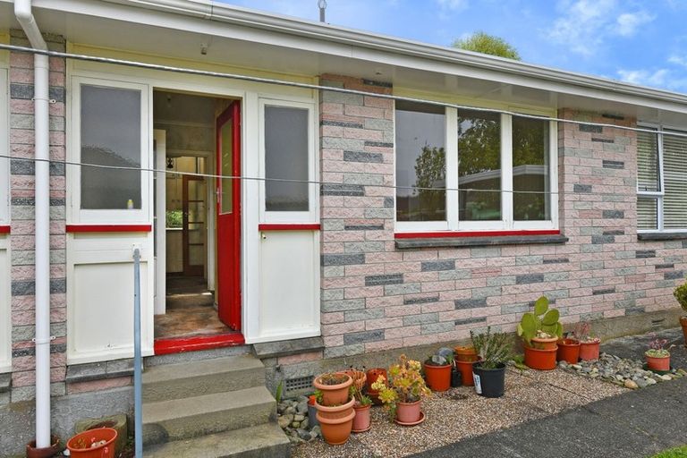 Photo of property in 18 Marion Street, Silverstream, Upper Hutt, 5019