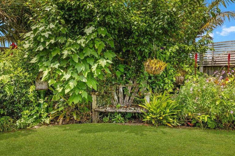 Photo of property in 5 Kilountain Place, Kerikeri, 0230