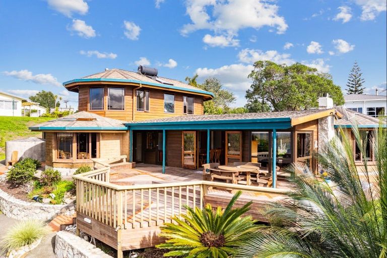 Photo of property in 11 Cheviot Street, Mangawhai Heads, Mangawhai, 0505