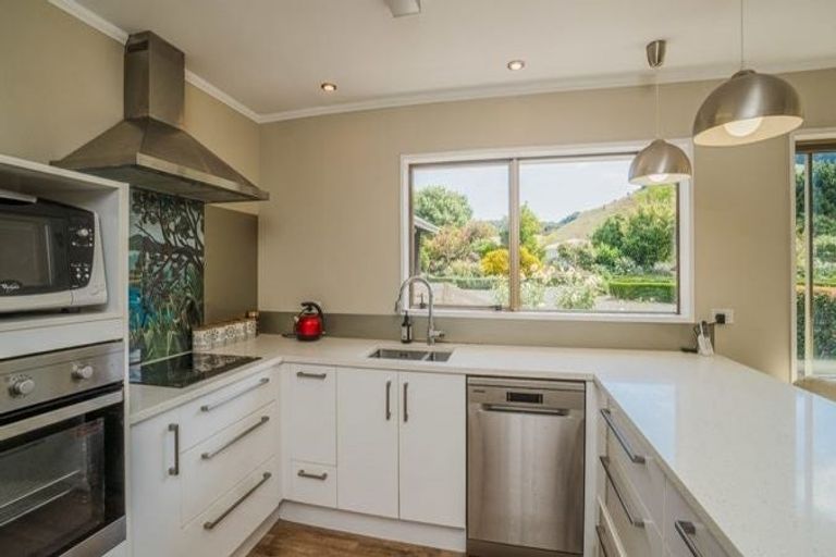 Photo of property in 11 O'leary Road, Pokeno, 2471