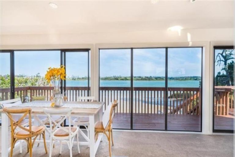 Photo of property in 7 Ferry Parade, Herald Island, Auckland, 0618