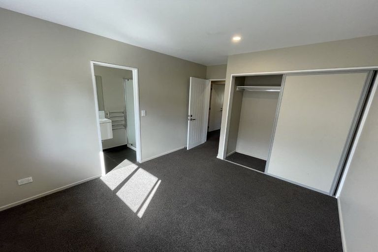 Photo of property in 107 Waimairi Road, Ilam, Christchurch, 8041