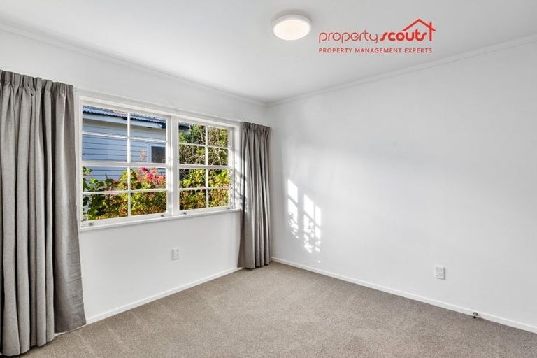 Photo of property in 3 Shortland Place, Havelock North, 4130