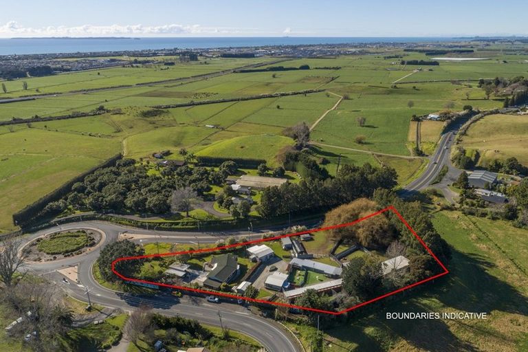 Photo of property in 1222 Welcome Bay Road, Papamoa, Te Puke, 3187