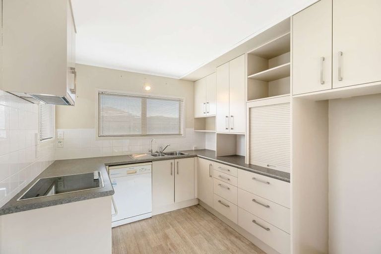 Photo of property in 178b Centreway Road, Orewa, 0931