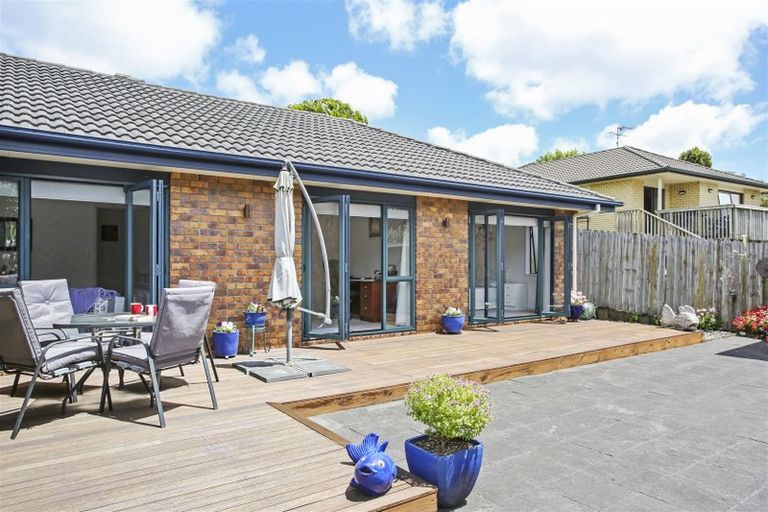 Photo of property in 23 Twomey Drive, Pukekohe, 2120