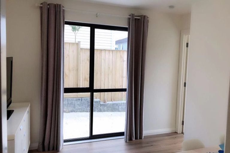 Photo of property in 3 Kahu Close, Orewa, 0931