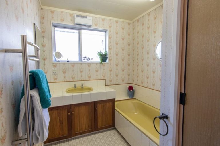 Photo of property in 1/315 Sawyers Arms Road, Bishopdale, Christchurch, 8053