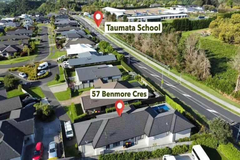 Photo of property in 57 Benmore Crescent, Pyes Pa, Tauranga, 3112