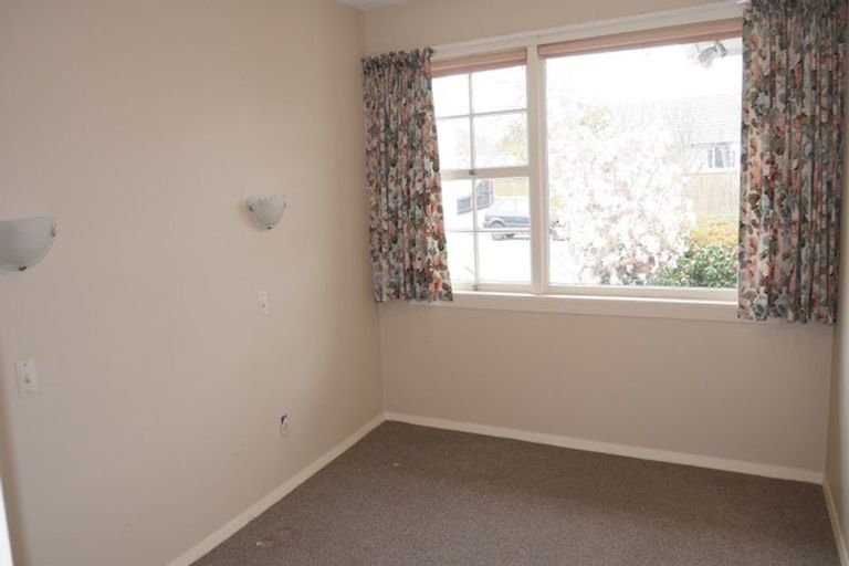 Photo of property in 1/26 Hanrahan Street, Upper Riccarton, Christchurch, 8041