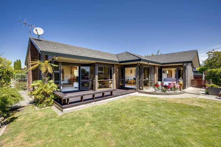 Photo of property in 1 Hyatt Grove, Greenmeadows, Napier, 4112