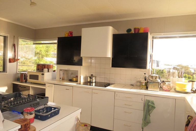 Photo of property in 14 Lochiel Street, Mahia, Nuhaka, 4198