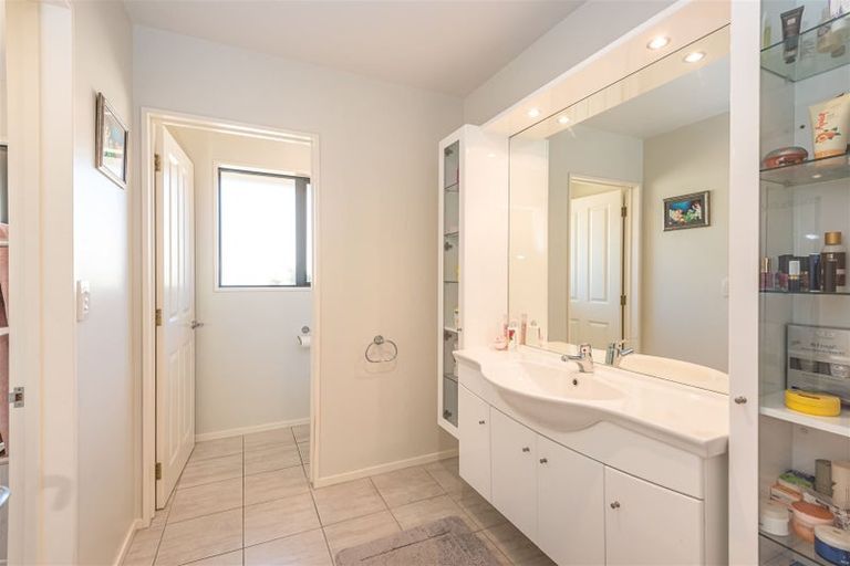 Photo of property in 15 Henry Wigram Drive, Wigram, Christchurch, 8042