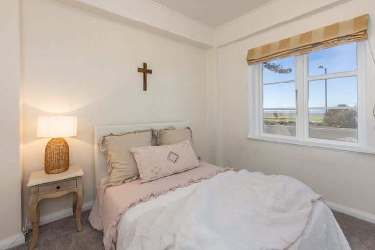 Photo of property in 541b Marine Parade, Napier South, Napier, 4110