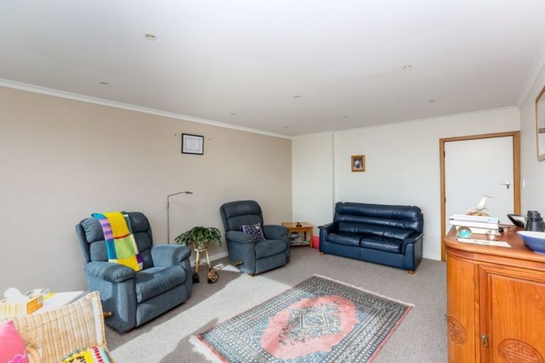 Photo of property in 3/80 Whiteley Street, Moturoa, New Plymouth, 4310