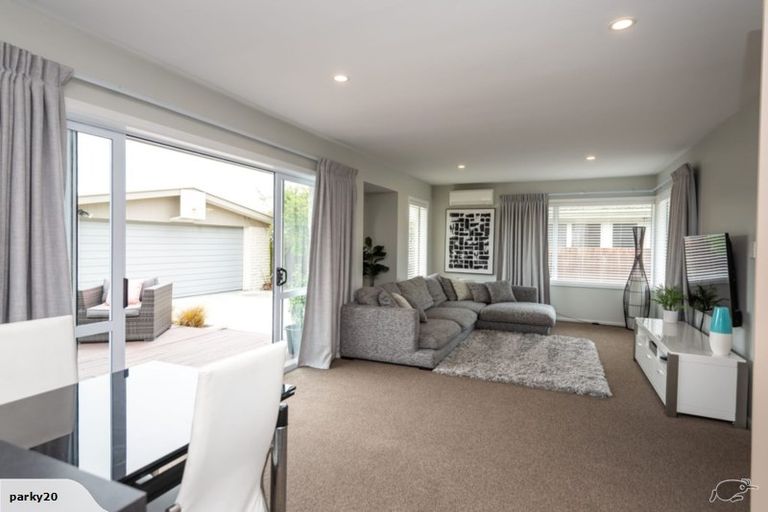Photo of property in 119 Effingham Street, North New Brighton, Christchurch, 8083