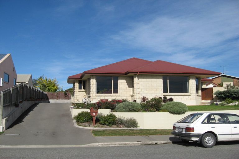 Photo of property in 73 Temple Crescent, Gleniti, Timaru, 7910