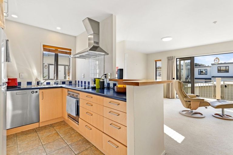 Photo of property in The Grange, 48/92 Bush Road, Albany, Auckland, 0632