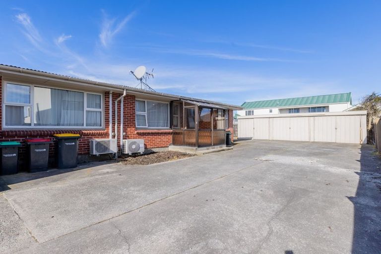 Photo of property in 3/45 Peverel Street, Riccarton, Christchurch, 8041