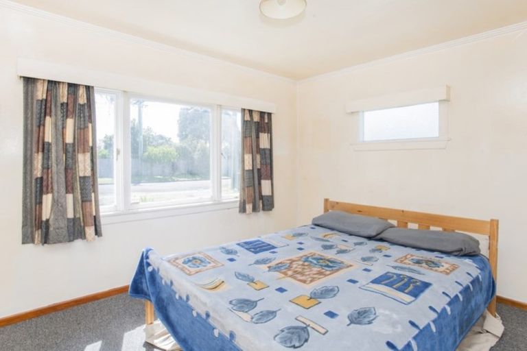 Photo of property in 4 Tolerton Avenue, Elgin, Gisborne, 4010