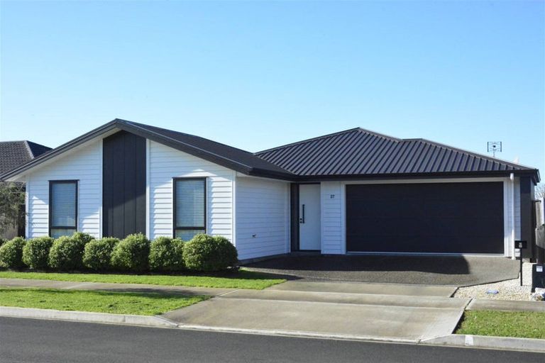 Photo of property in 27 Kuini Place, Motueka, 7120